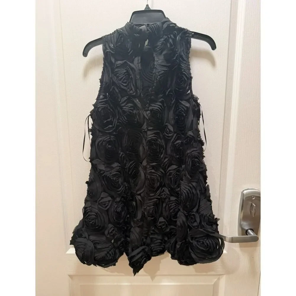 Elliatt Selena Top in Black can be worn as Dress as well . Cocktail - Picture 2 of 2